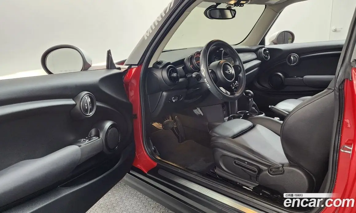 Mini Cooper 2017 1.5 автомат (гидро), фото 13