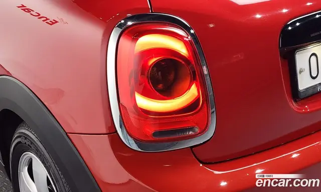 Mini Cooper 2017 1.5 автомат (гидро), миниатюра 9