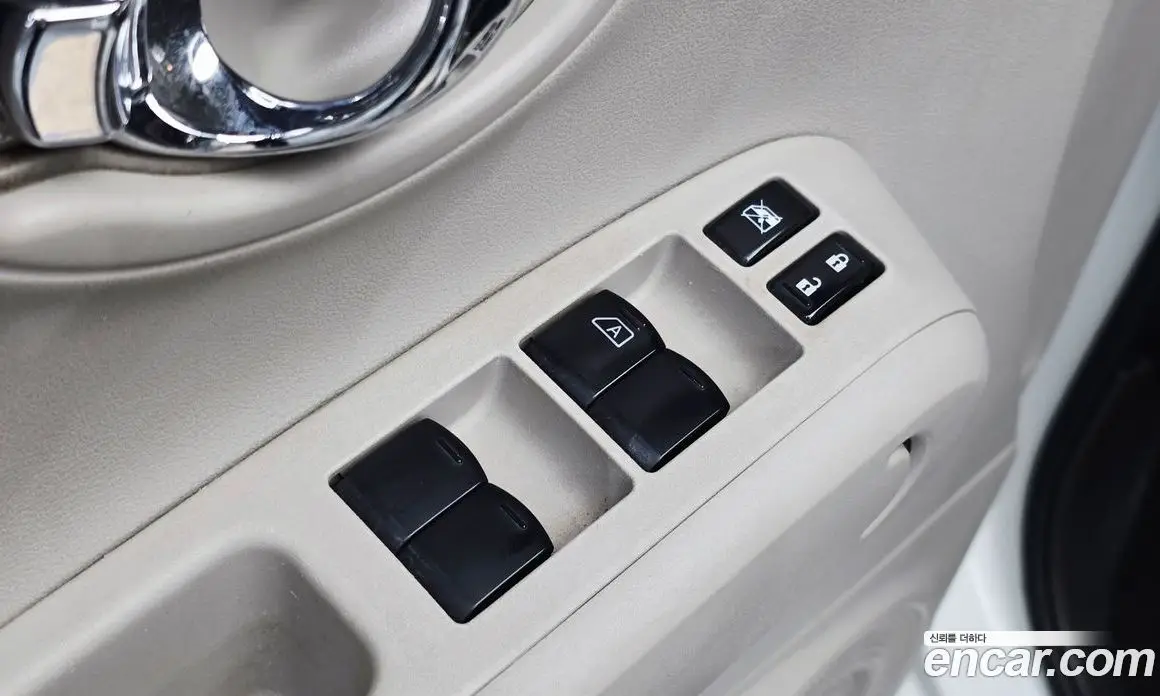 Nissan Cube 2012 1.8 автомат (гидро), фото 15 Nissan Cube 2012 1.8 автомат (гидро), фото 15