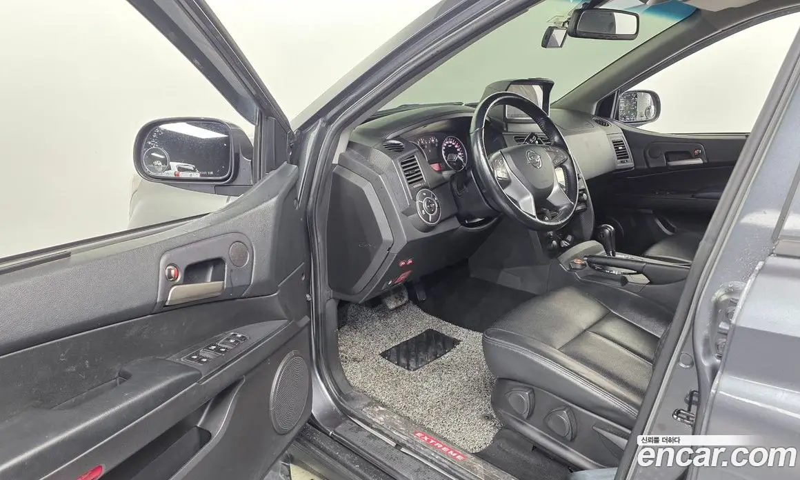 SsangYong Korando 2015 2.0 автомат (гидро), фото 13 SsangYong Korando 2015 2.0 автомат (гидро), фото 13