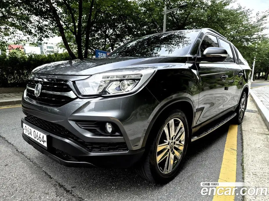 SsangYong Rexton 2018 2.2 автомат (гидро), фото 1 SsangYong Rexton 2018 2.2 автомат (гидро), фото 1