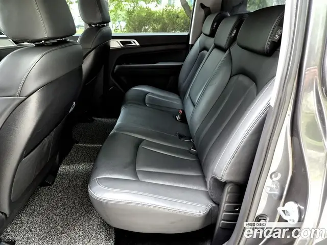 SsangYong Rexton 2018 2.2 автомат (гидро), миниатюра 11 SsangYong Rexton 2018 2.2 автомат (гидро), миниатюра 11