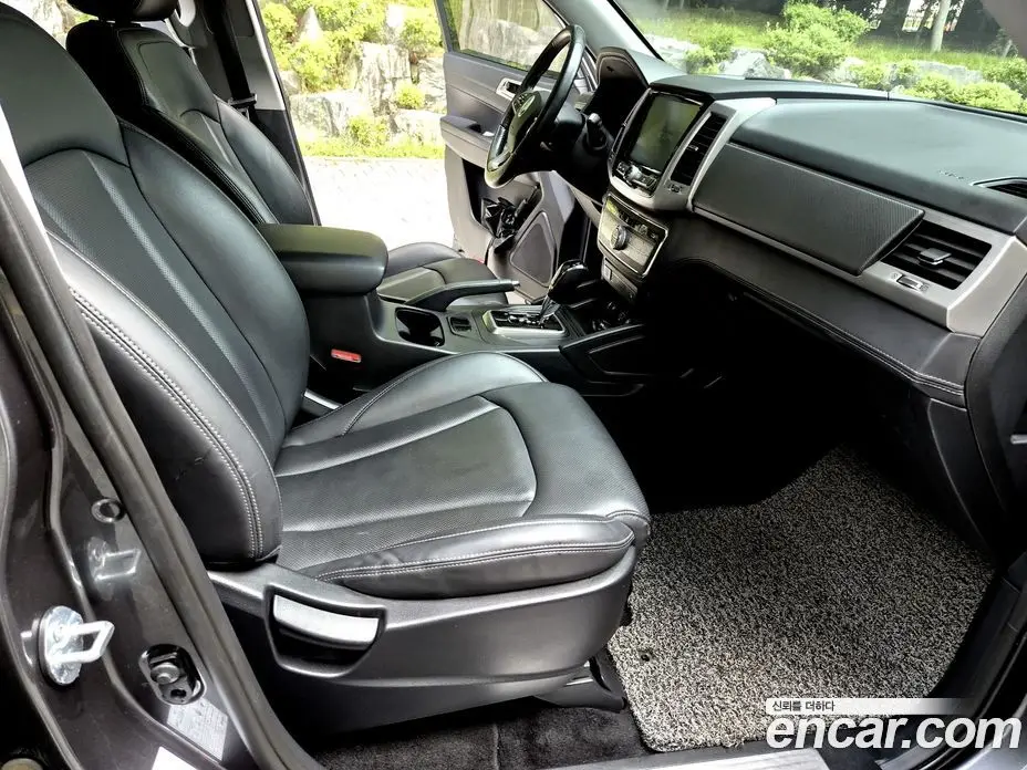 SsangYong Rexton 2018 2.2 автомат (гидро), фото 12 SsangYong Rexton 2018 2.2 автомат (гидро), фото 12