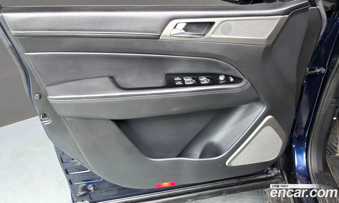 SsangYong Rexton 2018 2.2 автомат (гидро), фото 14 SsangYong Rexton 2018 2.2 автомат (гидро), фото 14