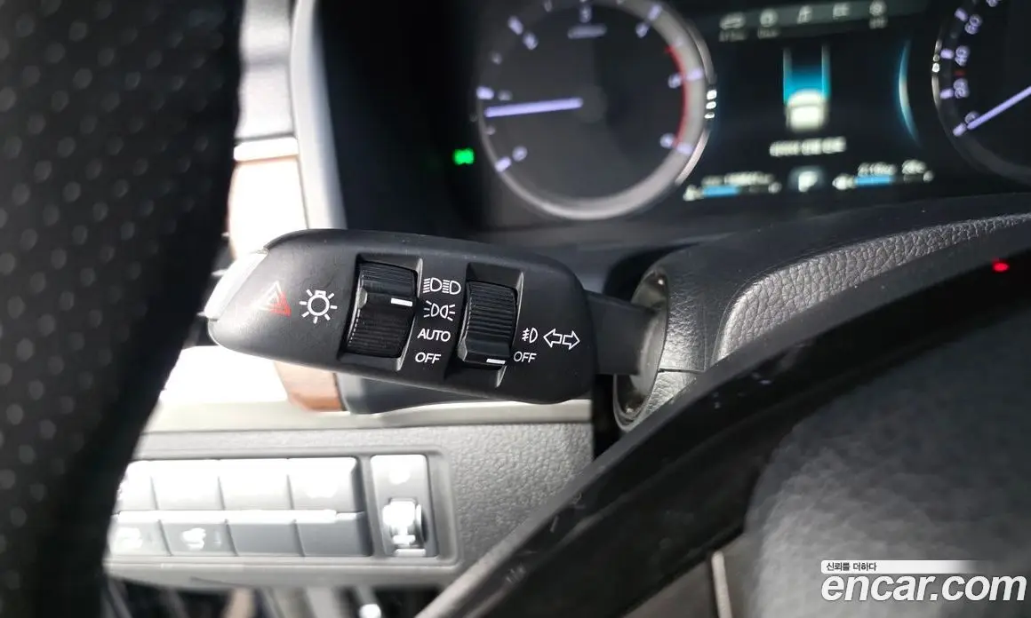 SsangYong Rexton 2018 2.2 автомат (гидро), фото 32 SsangYong Rexton 2018 2.2 автомат (гидро), фото 32