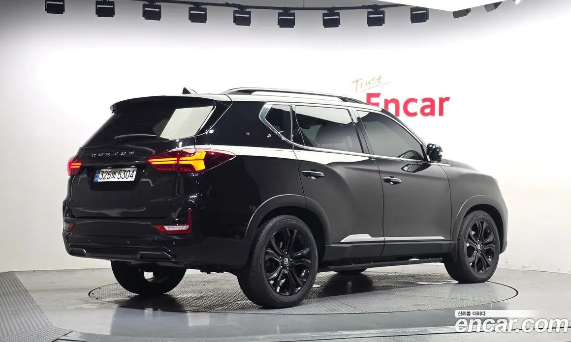 SsangYong Rexton 2022 2.2 автомат (гидро), фото 2 SsangYong Rexton 2022 2.2 автомат (гидро), фото 2