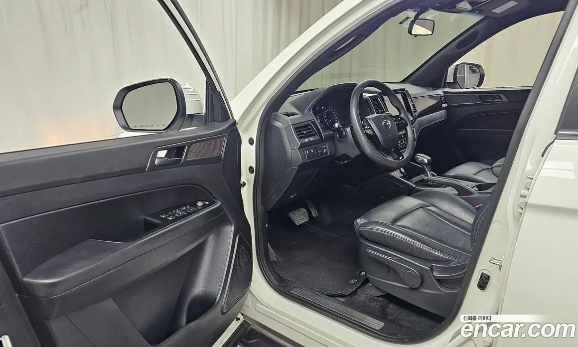 SsangYong Rexton 2022 2.2 автомат (гидро), фото 12 SsangYong Rexton 2022 2.2 автомат (гидро), фото 12