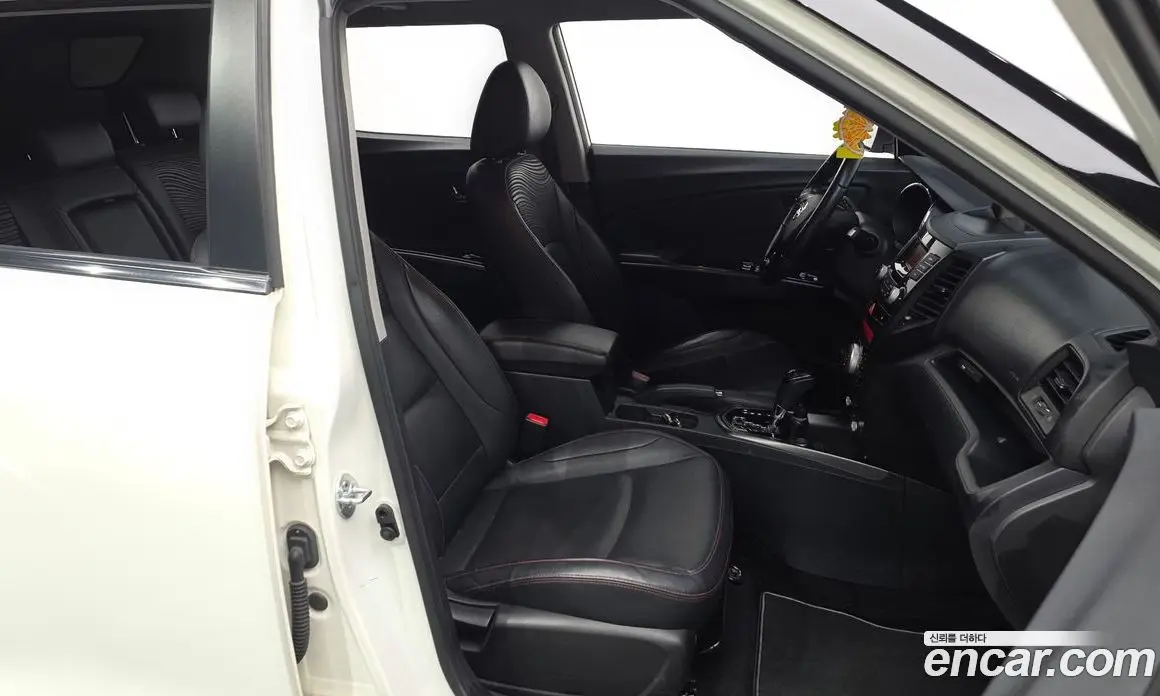 SsangYong TIBOLI 2016 1.6 автомат (гидро), фото 15