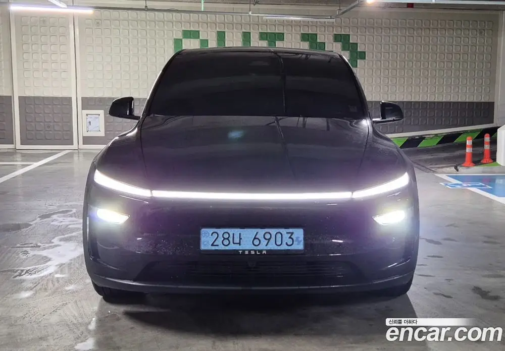Tesla Model Y 2026 0.1 автомат (гидро), фото 1 Tesla Model Y 2026 0.1 автомат (гидро), фото 1