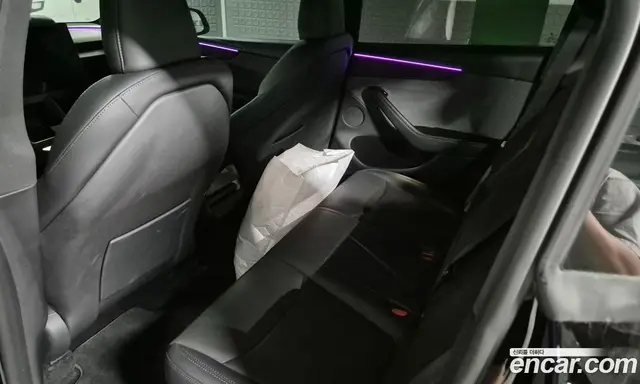 Tesla Model Y 2026 0.1 автомат (гидро), миниатюра 11 Tesla Model Y 2026 0.1 автомат (гидро), миниатюра 11