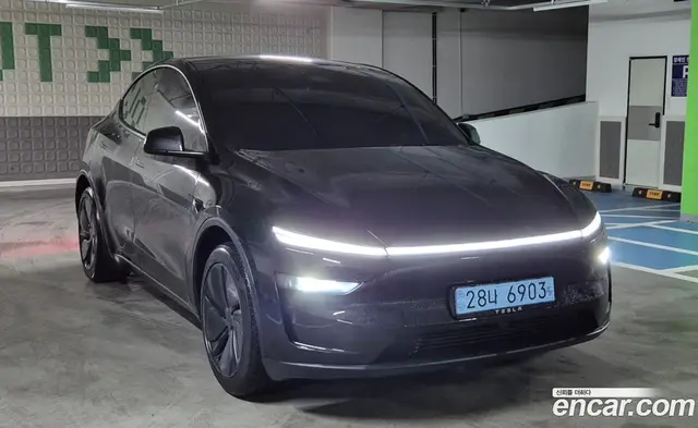 Tesla Model Y 2026 0.1 автомат (гидро), миниатюра 3 Tesla Model Y 2026 0.1 автомат (гидро), миниатюра 3