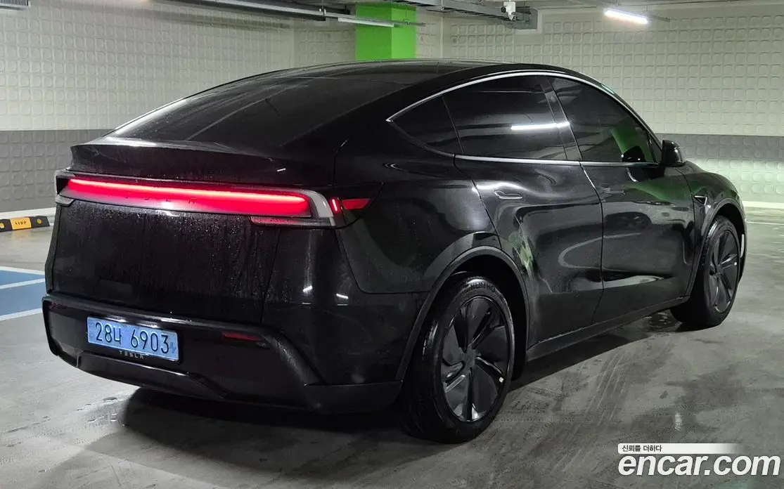 Tesla Model Y 2026 0.1 автомат (гидро), фото 4 Tesla Model Y 2026 0.1 автомат (гидро), фото 4