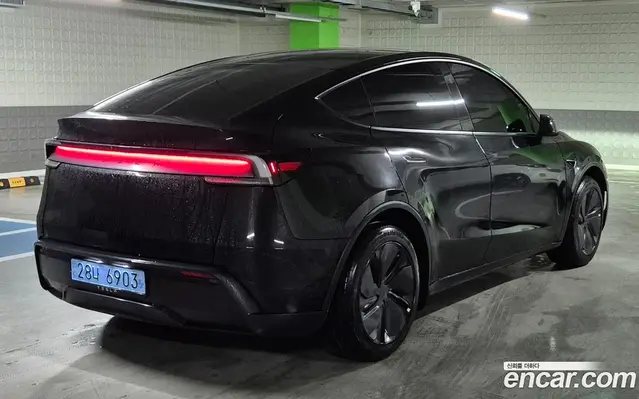 Tesla Model Y 2026 0.1 автомат (гидро), миниатюра 4 Tesla Model Y 2026 0.1 автомат (гидро), миниатюра 4