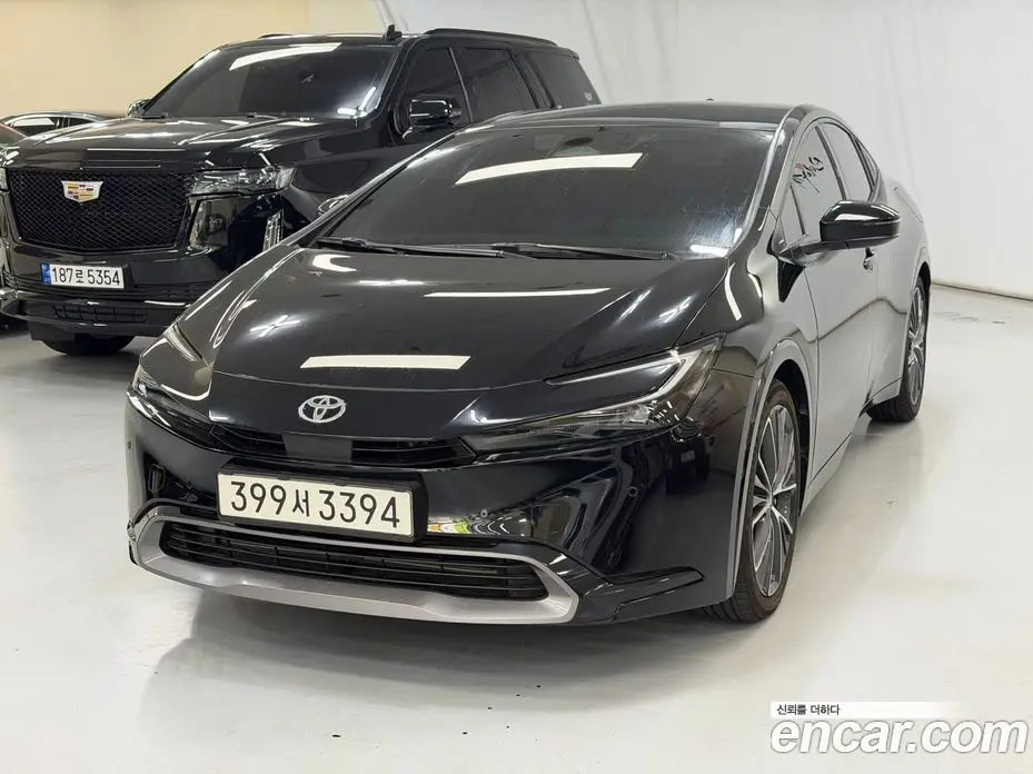 Toyota Prius 2024 2.0 автомат (гидро), фото 20 Toyota Prius 2024 2.0 автомат (гидро), фото 20