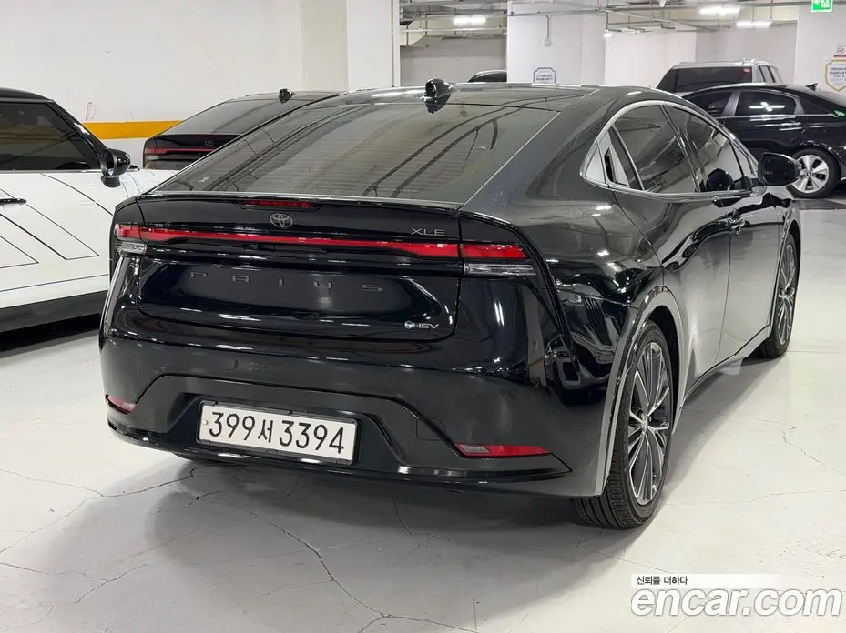 Toyota Prius 2024 2.0 автомат (гидро), фото 4 Toyota Prius 2024 2.0 автомат (гидро), фото 4
