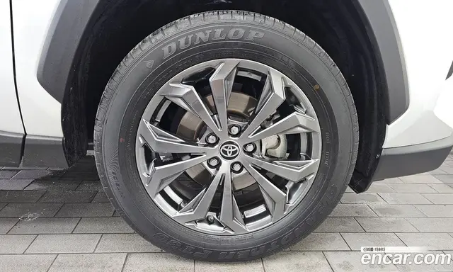 Toyota RAV4 2024 2.5 автомат (гидро), миниатюра 7 Toyota RAV4 2024 2.5 автомат (гидро), миниатюра 7