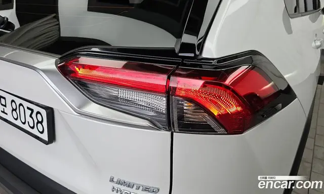 Toyota RAV4 2024 2.5 автомат (гидро), миниатюра 9 Toyota RAV4 2024 2.5 автомат (гидро), миниатюра 9