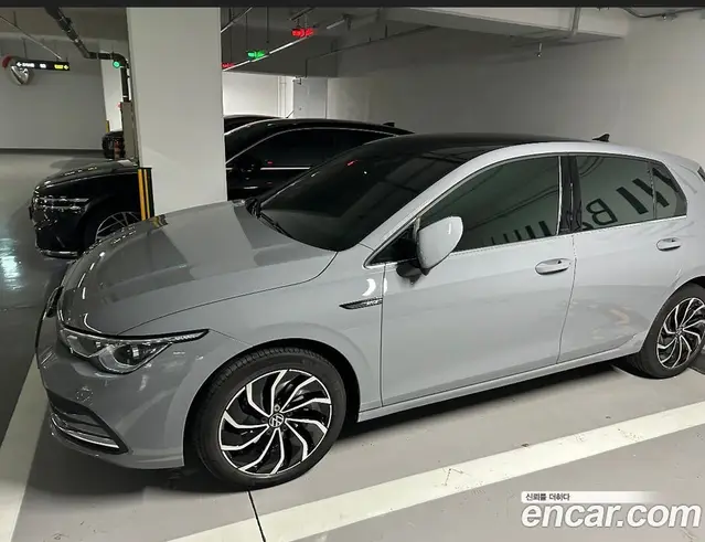 Volkswagen Golf 2022 2.0 автомат (гидро), миниатюра 2 Volkswagen Golf 2022 2.0 автомат (гидро), миниатюра 2