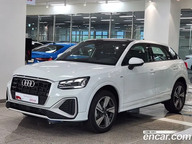 Audi Q2 2023 2.0 автомат (гидро), миниатюра 1 Audi Q2 2023 2.0 автомат (гидро), миниатюра 1