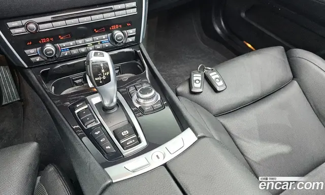 BMW 5 серия 2012 4.4 автомат (гидро), миниатюра 9 BMW 5 серия 2012 4.4 автомат (гидро), миниатюра 9