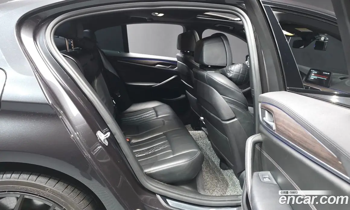 BMW 5 серия 2017 2.0 автомат (гидро), фото 12 BMW 5 серия 2017 2.0 автомат (гидро), фото 12