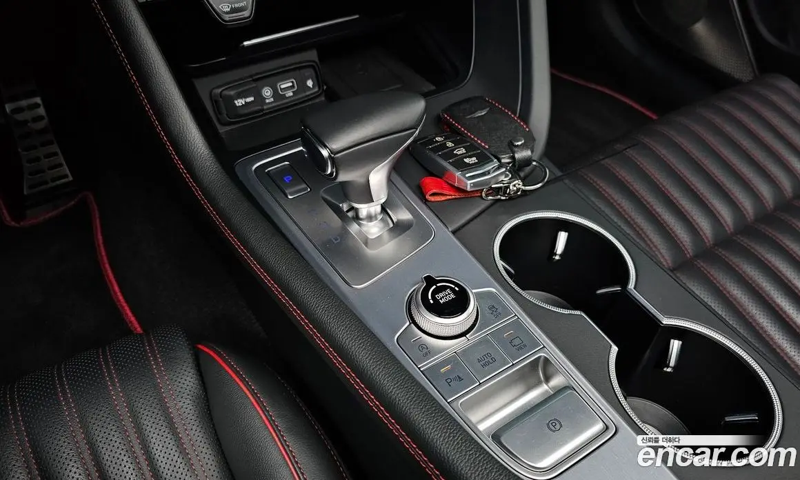 Genesis G70 2019 3.3 автомат (гидро), фото 11 Genesis G70 2019 3.3 автомат (гидро), фото 11