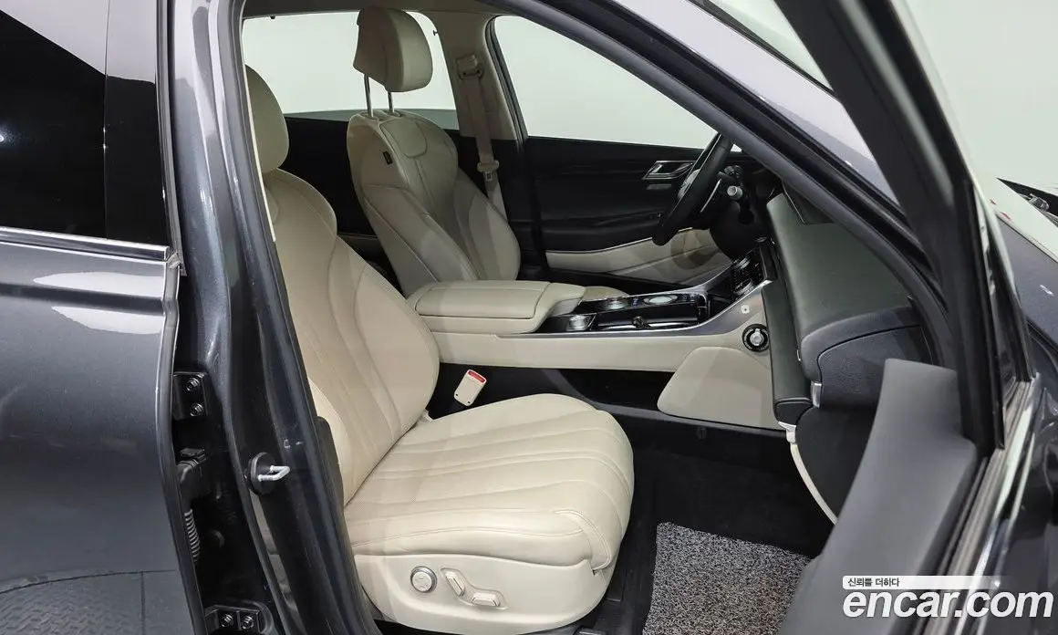 Genesis GV80 2020 3.0 автомат (гидро), фото 17 Genesis GV80 2020 3.0 автомат (гидро), фото 17