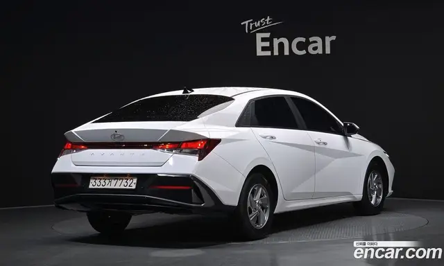 Hyundai Avante 2023 1.6 автомат (гидро), миниатюра 2