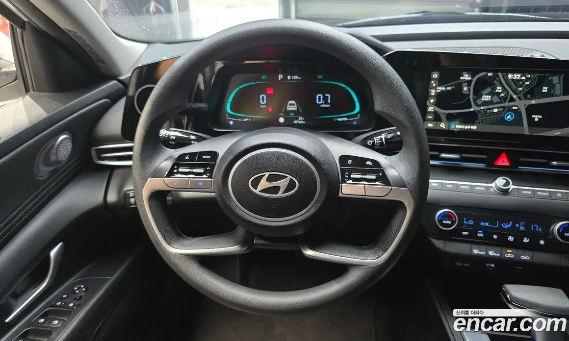 Hyundai Avante 2023 1.6 автомат (гидро), фото 19