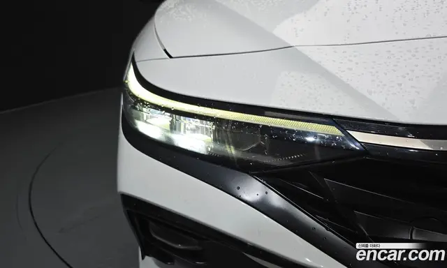Hyundai Avante 2023 1.6 автомат (гидро), миниатюра 8