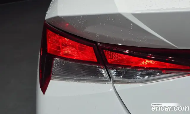 Hyundai Avante 2023 1.6 автомат (гидро), миниатюра 9
