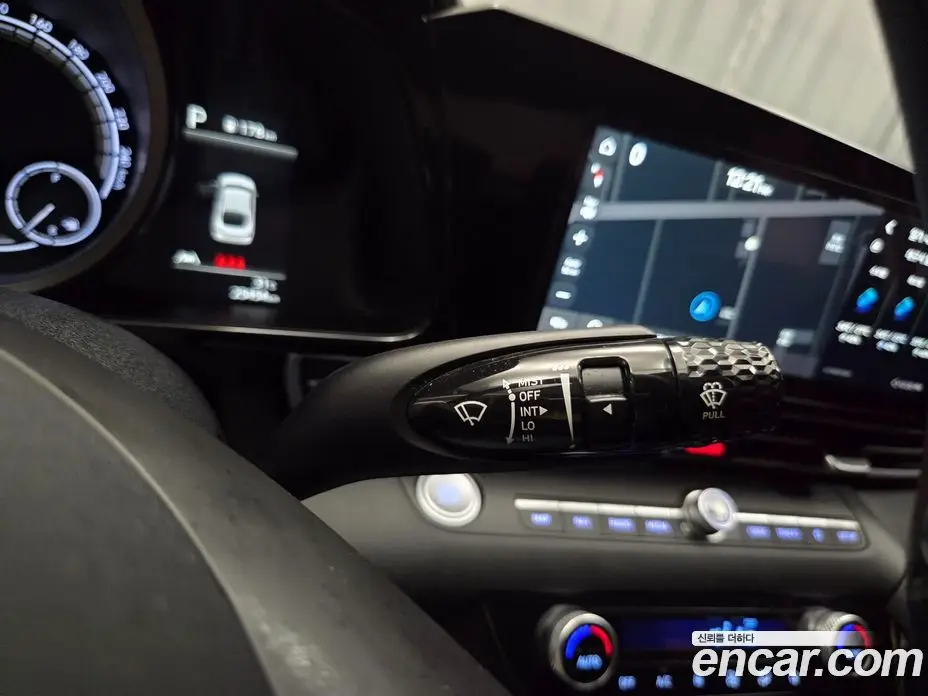 Hyundai Avante 2023 1.6 автомат (гидро), фото 14 Hyundai Avante 2023 1.6 автомат (гидро), фото 14