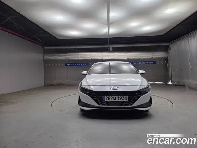 Hyundai Avante 2023 1.6 автомат (гидро), миниатюра 3 Hyundai Avante 2023 1.6 автомат (гидро), миниатюра 3