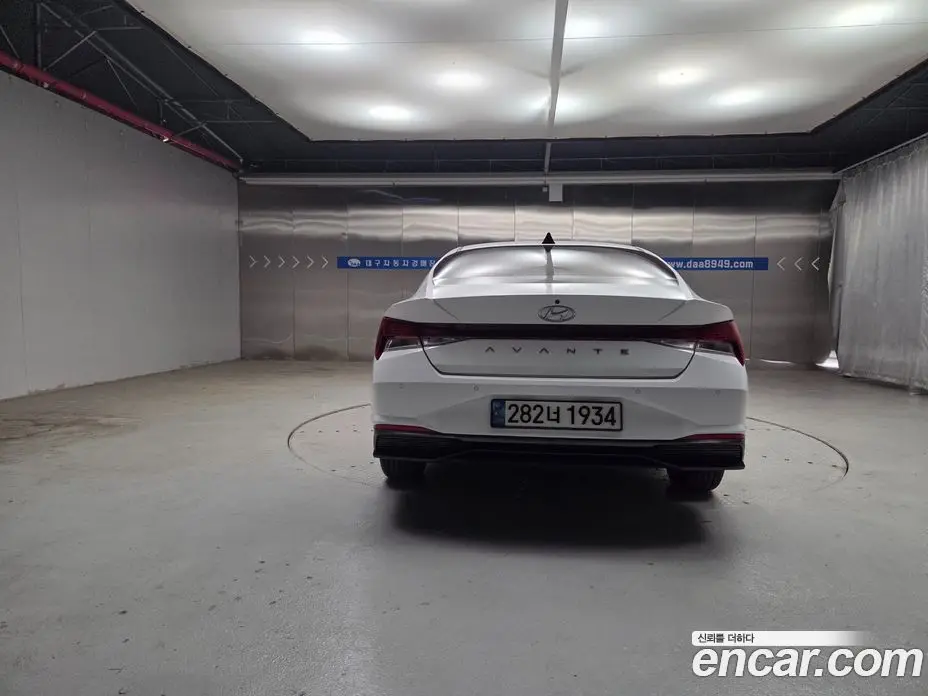 Hyundai Avante 2023 1.6 автомат (гидро), фото 4 Hyundai Avante 2023 1.6 автомат (гидро), фото 4