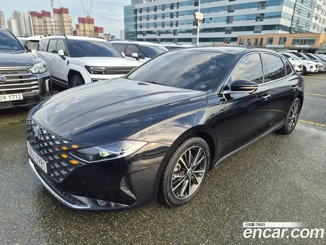 Hyundai Grandeur 2022 2.5 автомат (гидро), миниатюра 3 Hyundai Grandeur 2022 2.5 автомат (гидро), миниатюра 3