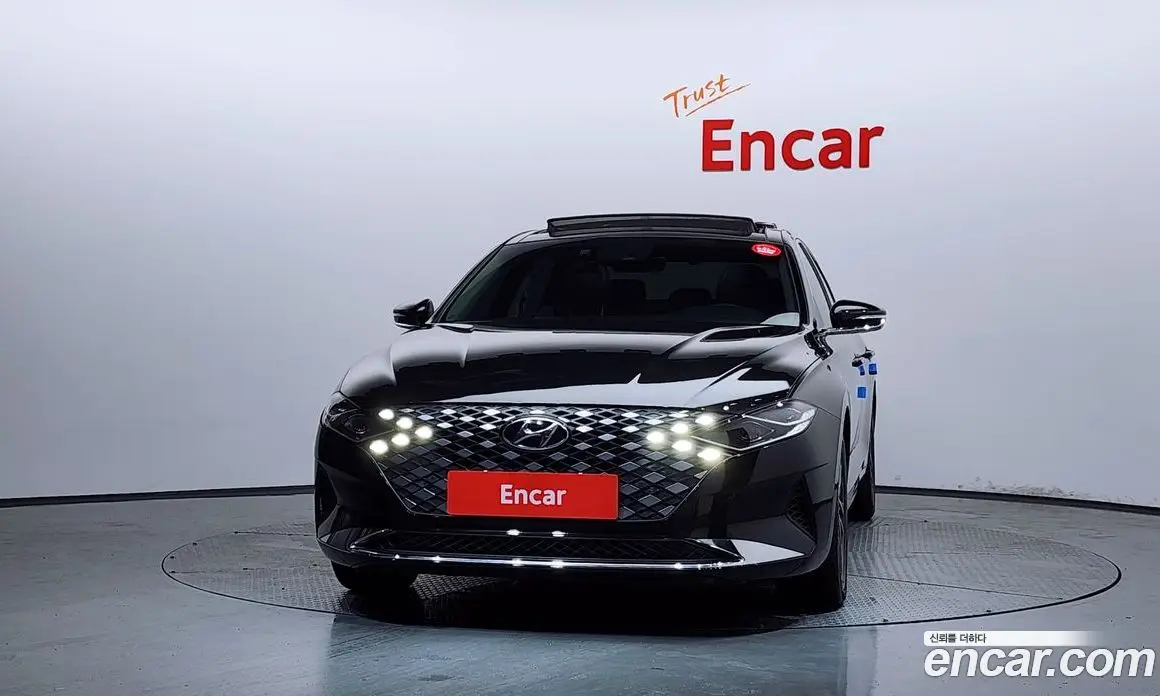 Hyundai Grandeur 2022 3.0 автомат (гидро), фото 3 Hyundai Grandeur 2022 3.0 автомат (гидро), фото 3