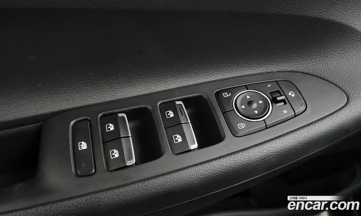 Hyundai Grandeur 2022 3.0 автомат (гидро), фото 33 Hyundai Grandeur 2022 3.0 автомат (гидро), фото 33