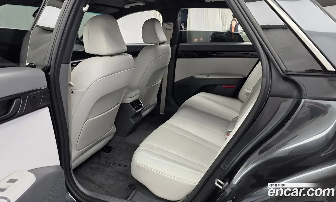 Hyundai Grandeur 2023 1.6 автомат (гидро), фото 16 Hyundai Grandeur 2023 1.6 автомат (гидро), фото 16