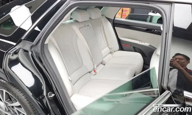 Hyundai Grandeur 2023 1.6 автомат (гидро), миниатюра 12