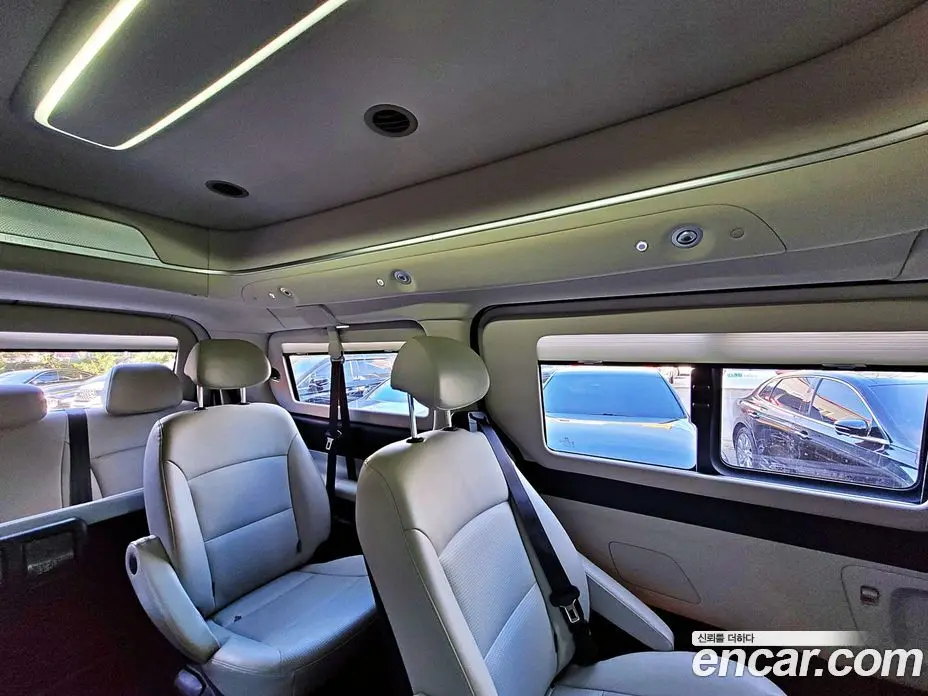 Hyundai Starex 2019 2.5 автомат (гидро), фото 18 Hyundai Starex 2019 2.5 автомат (гидро), фото 18
