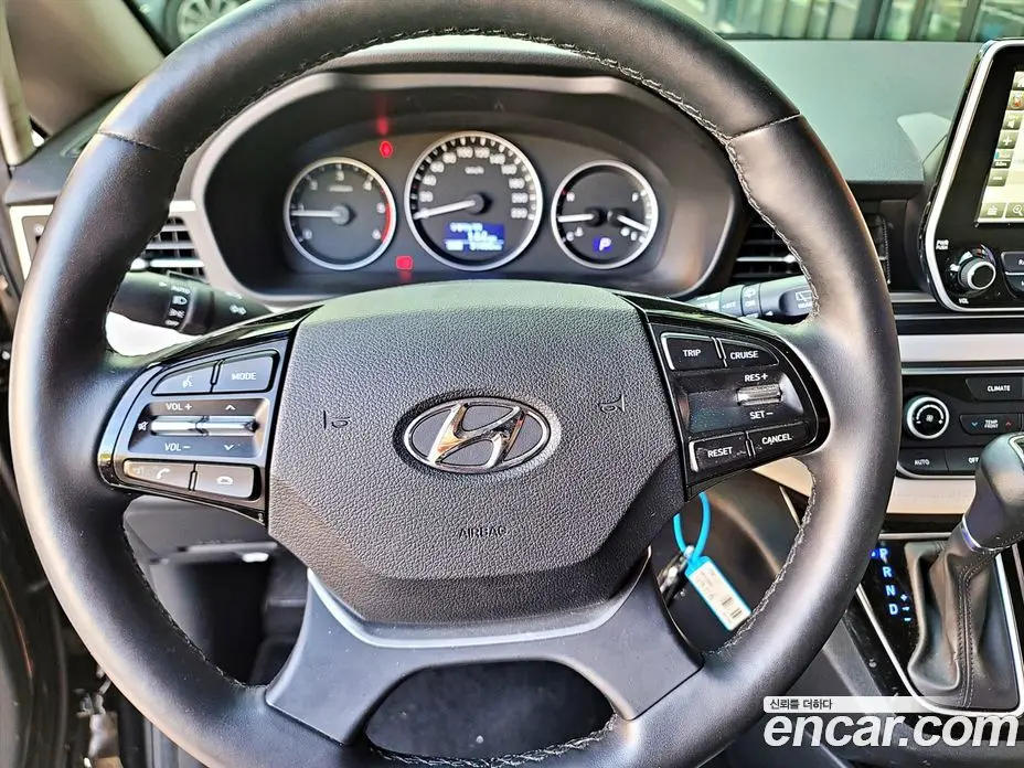 Hyundai Starex 2019 2.5 автомат (гидро), фото 6 Hyundai Starex 2019 2.5 автомат (гидро), фото 6