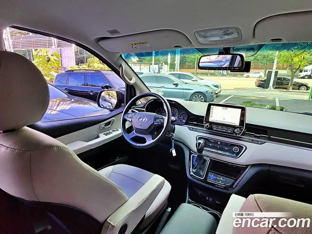Hyundai Starex 2019 2.5 автомат (гидро), миниатюра 8 Hyundai Starex 2019 2.5 автомат (гидро), миниатюра 8