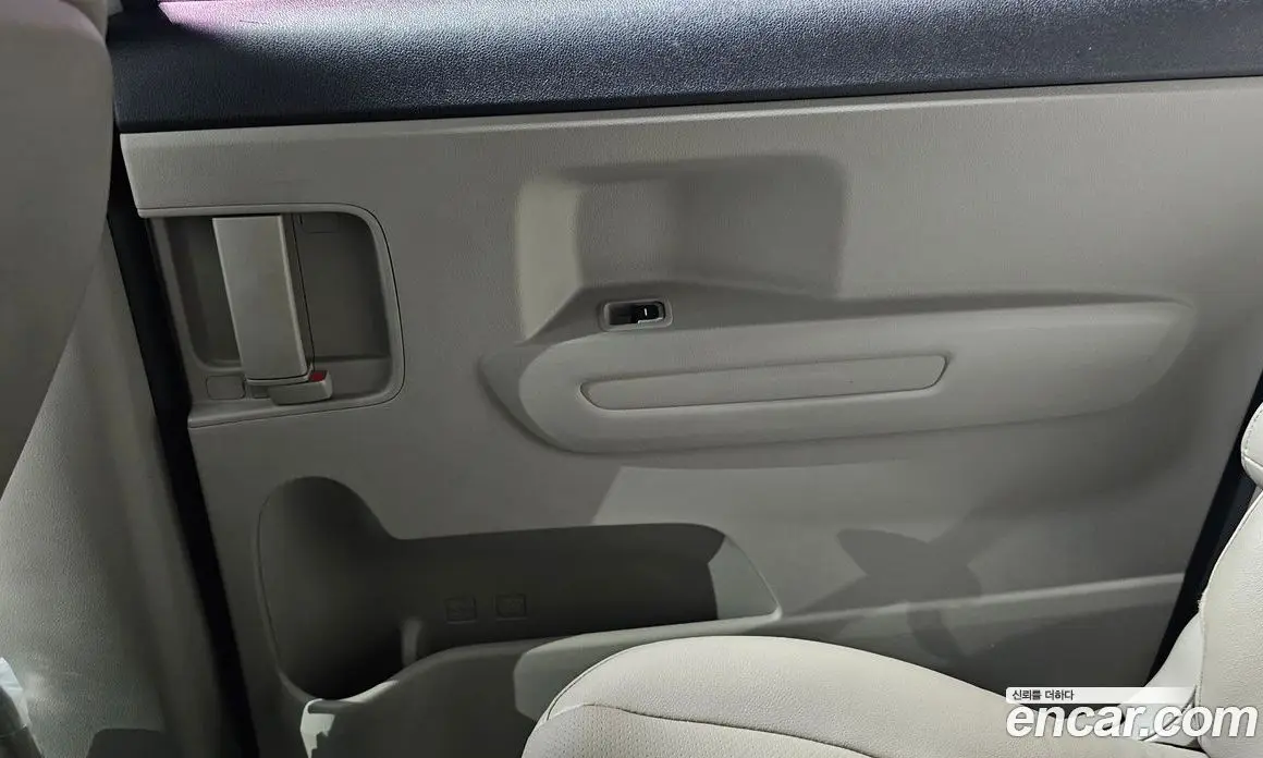 Kia Carnival 2018 2.2 автомат (гидро), фото 15 Kia Carnival 2018 2.2 автомат (гидро), фото 15