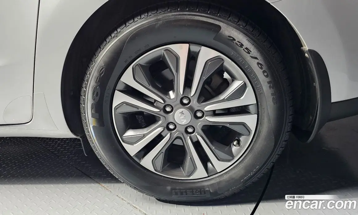 Kia Carnival 2018 2.2 автомат (гидро), фото 7 Kia Carnival 2018 2.2 автомат (гидро), фото 7