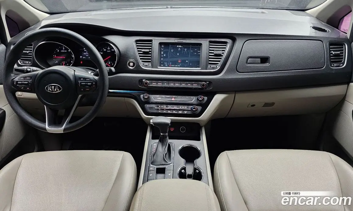 Kia Carnival 2018 2.2 автомат (гидро), фото 10 Kia Carnival 2018 2.2 автомат (гидро), фото 10
