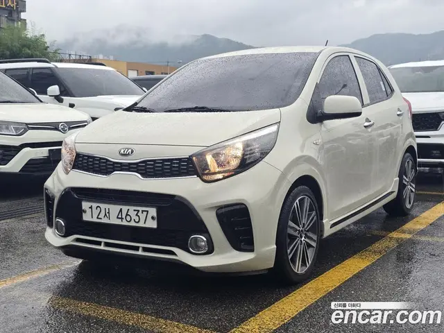 Kia Morning 2018 1.0 автомат (гидро), миниатюра 1 Kia Morning 2018 1.0 автомат (гидро), миниатюра 1