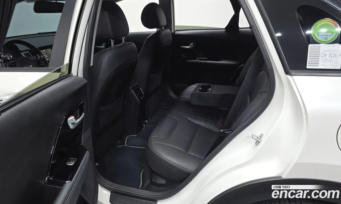 Kia Niro 2016 1.6 автомат (гидро), фото 11 Kia Niro 2016 1.6 автомат (гидро), фото 11