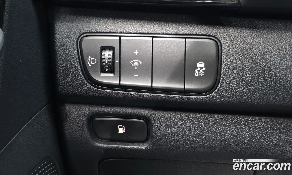 Kia Niro 2016 1.6 автомат (гидро), фото 13 Kia Niro 2016 1.6 автомат (гидро), фото 13