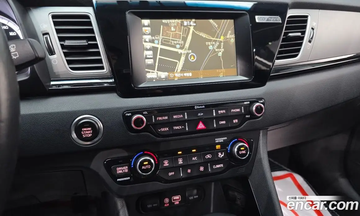Kia Niro 2016 1.6 автомат (гидро), фото 15 Kia Niro 2016 1.6 автомат (гидро), фото 15