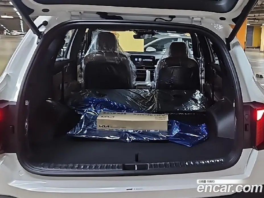 Kia Sorento 2026 1.6 автомат (гидро), фото 14 Kia Sorento 2026 1.6 автомат (гидро), фото 14